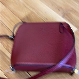Retells Elegant Burgundy Crossbody Bag